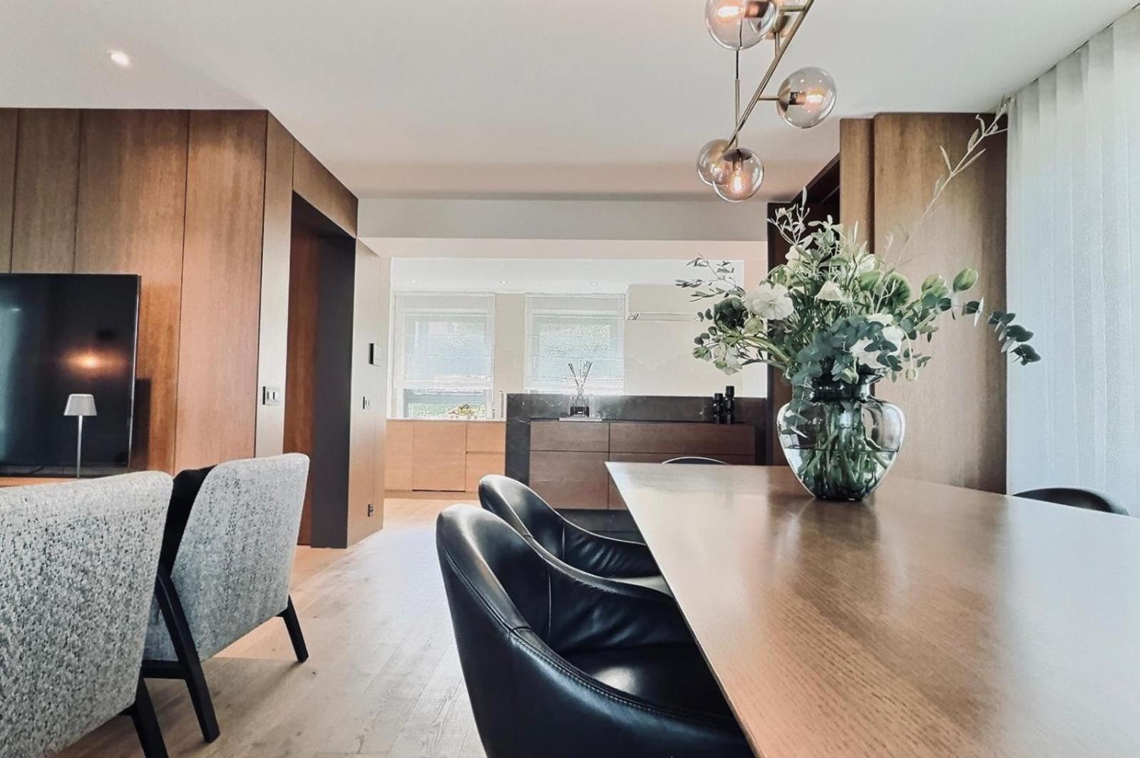 New Luxury Lake View Apartment - Лозанна Екстер'єр фото
